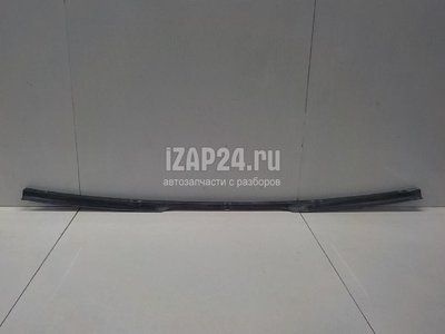 4B9807989 Направляющая заднего бампера VAG A6 [C5] (1997 - 2004)