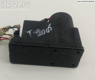 4A0862257C Компрессор центрального замка Audi A4 B5 (1994-2001) 1996 4A0862257A
