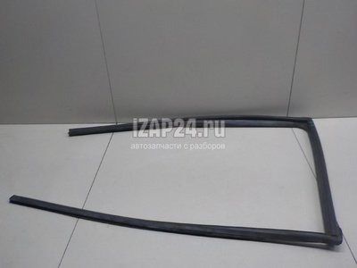 8367562J00 Уплотнитель стекла двери Suzuki Swift (2004 - 2010)