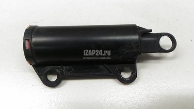 GJ6A6408X Демпфер бардачка Mazda Mazda 6 (GG) (2002 - 2007)