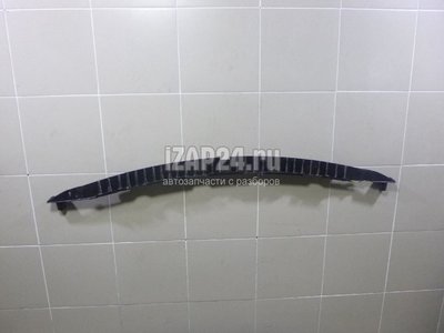 7L6807863B Направляющая заднего бампера VAG Touareg (2002 - 2010)