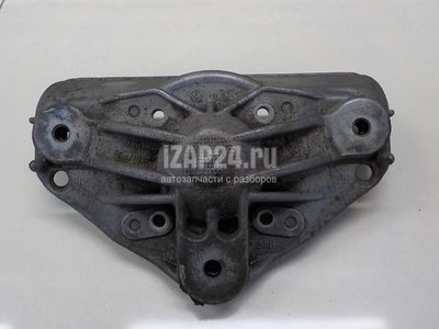 7L0412391E Кронштейн амортизатора VAG Touareg (2002 - 2010)
