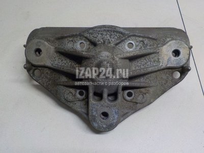 7L0412391E Кронштейн амортизатора VAG Touareg (2002 - 2010)