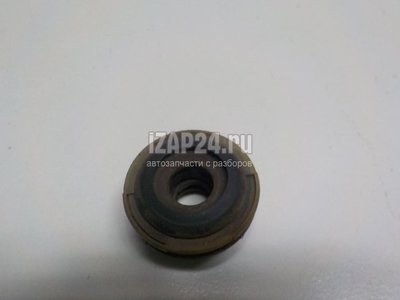 7L0121275 Подушка радиатора VAG Cayenne (2003 - 2010)