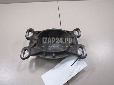 4B0199335L Кронштейн двигателя передний VAG Allroad quattro (2006 - 2012)