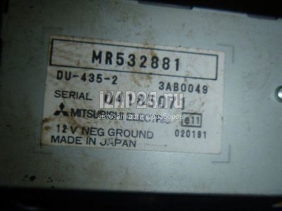 MR532881 Дисплей информационный Mitsubishi Pajero/Montero III (V6, V7) (2000 - 2006)