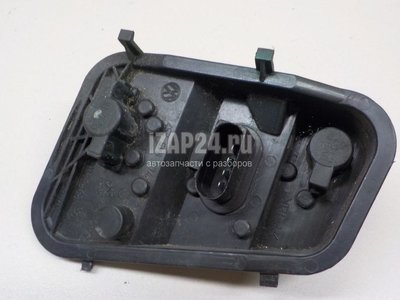 7L6945257 Плата заднего фонаря левого VAG Touareg (2002 - 2010)
