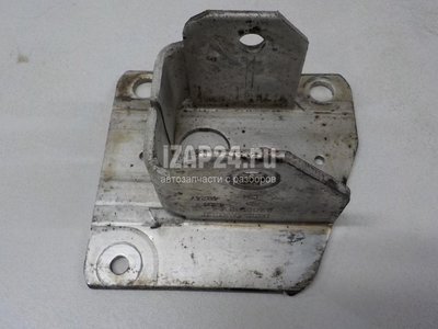 8200010164 Кронштейн усилителя заднего бампера правый Renault Megane II (2003 - 2009)