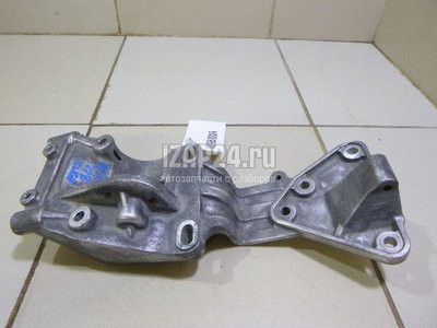 1526680 Кронштейн генератора Ford Focus II (2005 - 2008)