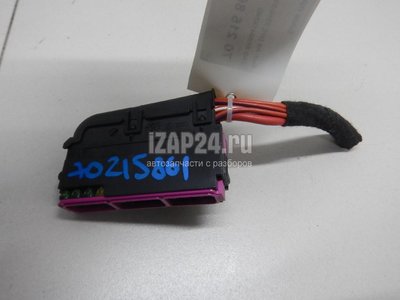 8K0941824D Блок предохранителей VAG Golf VII (2012 - 2020)