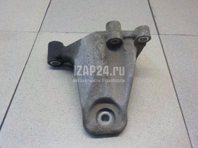 218153E230 Кронштейн двигателя правый Hyundai-Kia Sorento (2002 - 2009)