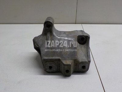 5Q0199117A Кронштейн КПП VAG Golf VII (2012 - 2020)