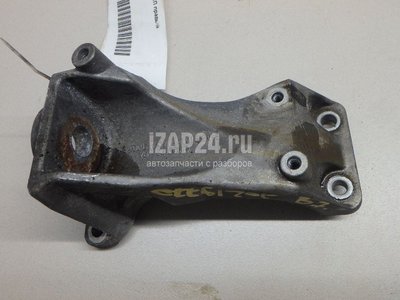 8E0399114L Кронштейн АКПП правый VAG A4 [B7] (2005 - 2007)