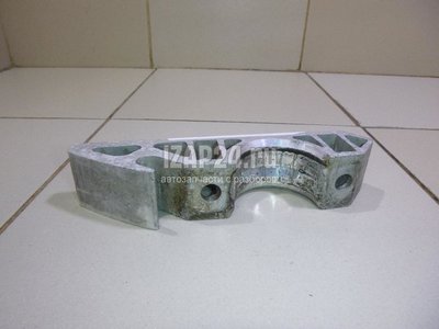 95534377711 Кронштейн крепления переднего стабилизатора VAG Cayenne (2003 - 2010)