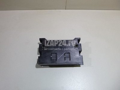 YRN000102 Кронштейн блока управления двигателем Land Rover Discovery III (2004 - 2009)