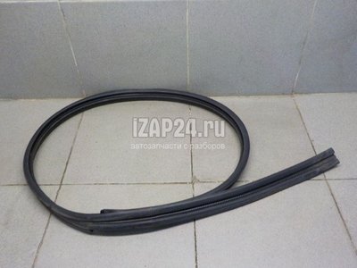 8462163J02 Уплотнитель (наружный) Suzuki Swift (2004 - 2010)