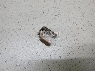 06E906037 Крепеж форсунки VAG A6 [C6,4F] (2004 - 2011)