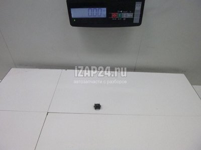 4B0853107 Крепеж (клоп) VAG A6 [C5] (1997 - 2004)