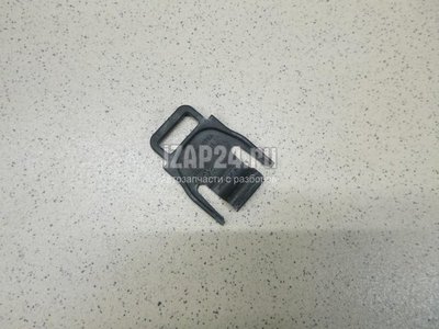 7L0121079A Кронштейн радиатора VAG Touareg (2002 - 2010)