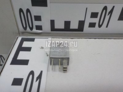 13266315 Реле GM Corsa C (2000 - 2006)