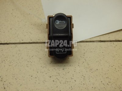 1J0962125A01C Кнопка центрального замка VAG Passat [B5] (2000 - 2005)