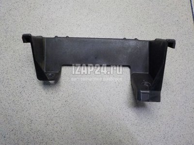 4D0945568 Кронштейн фонаря VAG A8 [4D] (1999 - 2002)