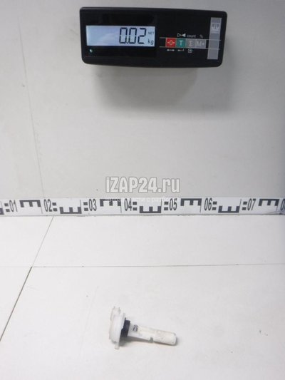 LR037568 Датчик уровня в бачок омывателя Land Rover Range Rover IV 2013