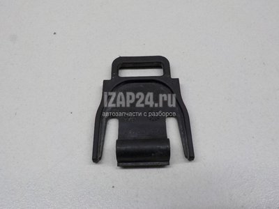 7L0121079A Кронштейн радиатора VAG Cayenne (2003 - 2010)