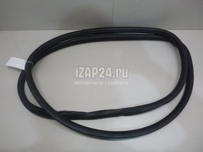 7P0867365C Уплотнитель двери VAG Touareg (2010 - 2018)