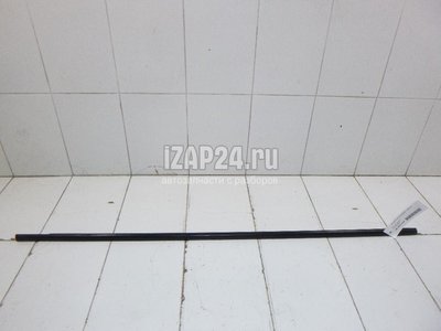 31297665 Накладка стекла переднего правого Volvo C30 (2006 - 2013)