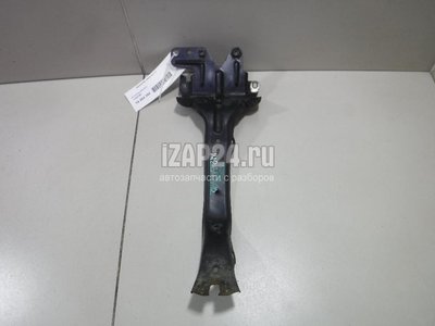 7L0805799D Кронштейн замка капота VAG Cayenne (2003 - 2010)