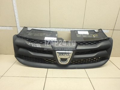 623103971R Решетка радиатора Renault Sandero 2014