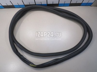7P0867367E Уплотнитель двери VAG Touareg (2010 - 2018)