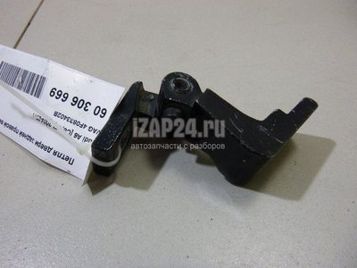 4F0833402B Петля двери задней правой верхняя VAG Allroad quattro (2006 - 2012)