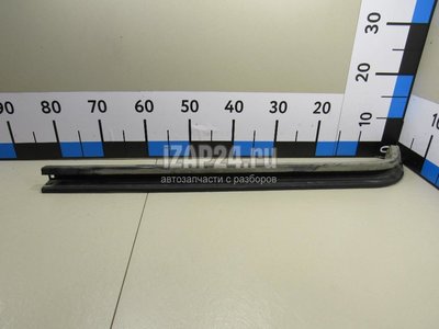 LC6272280E Направляющая двери сдвижной Mazda MPV II (LW) (1999 - 2006)