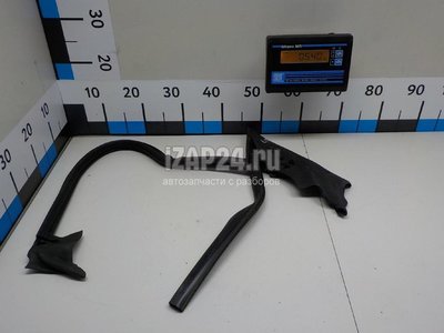 8T8837479D Уплотнитель стекла двери VAG A5/S5 [8T] Coupe/Sportback (2007 - 2016)
