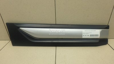 5757A410 Накладка двери задней правой Mitsubishi Outlander (GF) 2012