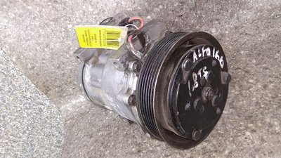 5257802060 Компрессор кондиционера 1.8 - 2.0I , 1.9JTD , SD7V16 , B722 , 1157F , 1 ПЛАШКА , ВМЯТИНА В МЕСТЕ ПОДКЛЮЧЕНИЯ ТРУБКИ A 156 , F BRAVO , COUPE. Alfa Romeo 166 936 2001