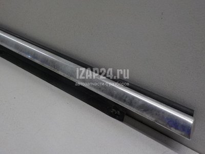 4F08537642ZZ Накладка стекла заднего правого VAG Allroad quattro (2006 - 2012)
