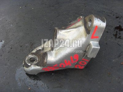 1022234104 Кронштейн двигателя левый Mercedes Benz W201 (1982 - 1993)