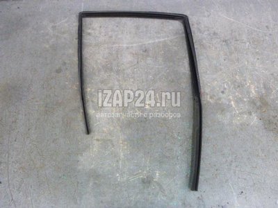 30762959 Уплотнитель стекла двери Volvo XC90 (2002 - 2015)