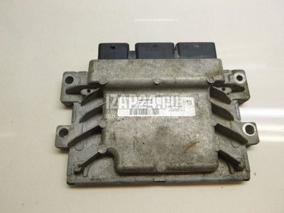237104779R Блок управления двигателем Renault Sandero 2014