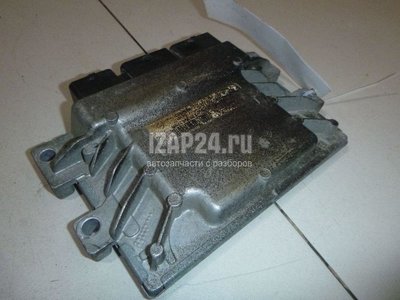 237104779R Блок управления двигателем Renault Sandero 2014
