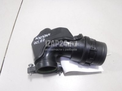 04E129656L Патрубок воздушного фильтра VAG Ibiza V (2008 - 2017)
