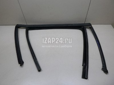 2537350425 Уплотнитель стекла двери Mercedes Benz GLC-Class C253 COUPE 2016