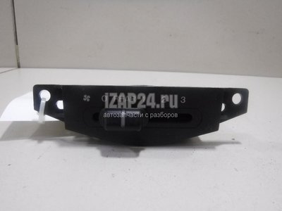 LC7361340 Блок управления отопителем Mazda MPV II (LW) (1999 - 2006)