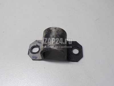 GJ6A34155 Кронштейн крепления переднего стабилизатора Mazda Mazda 6 (GG) (2002 - 2007)
