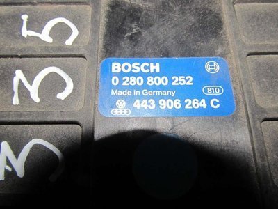 Блок управления двигателем Mercedes 100 C3 1989