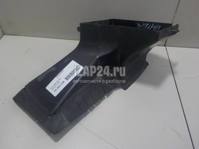8D0117335D Воздуховод VAG A4 [B5] (1994 - 2001)