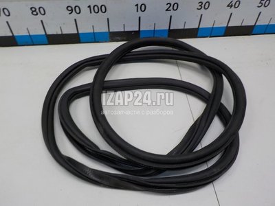 8X3831722B Уплотнитель двери VAG A1 (8X) (2010 - 2018)